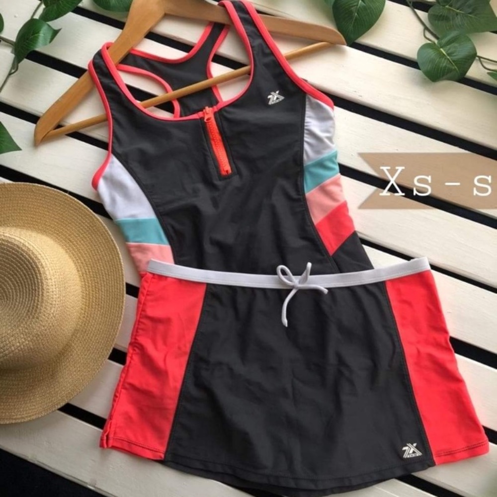 ZeroXposur swimsuit set size XL/16